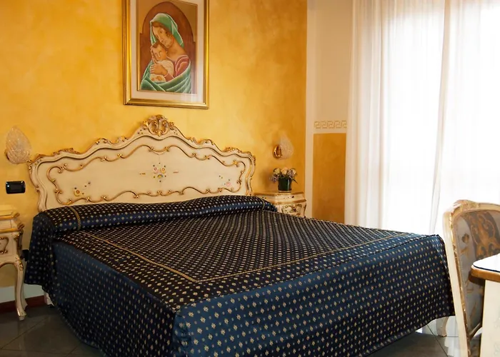Hotel Confine